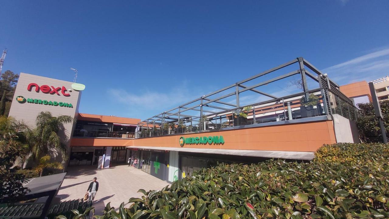 Del Parque Flats Interpares Swimmingpool Apartment Malaga Exterior photo