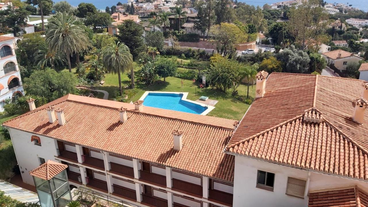 Del Parque Flats Interpares Swimmingpool Apartment Malaga Exterior photo